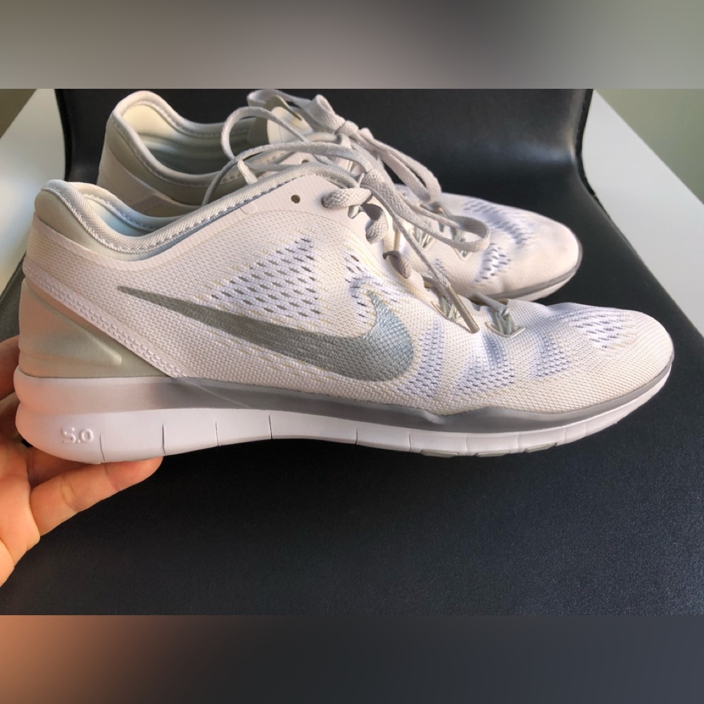 Nike Free TR Fit 5 Running Shoes White Grey Women’s Size: US 9.5 EUR 41 - Picture 8 of 13